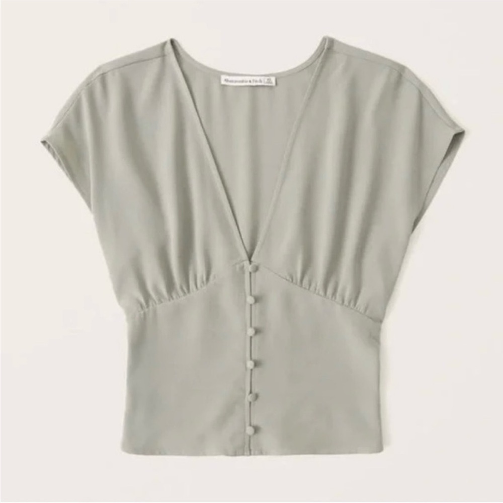 NWT Abercrombie & Fitch Light Green Dolman Sleeve Button Up Blouse